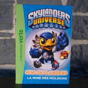 Skylanders Universe 10 Mini-Skylanders - La mine des Molekins (01)
